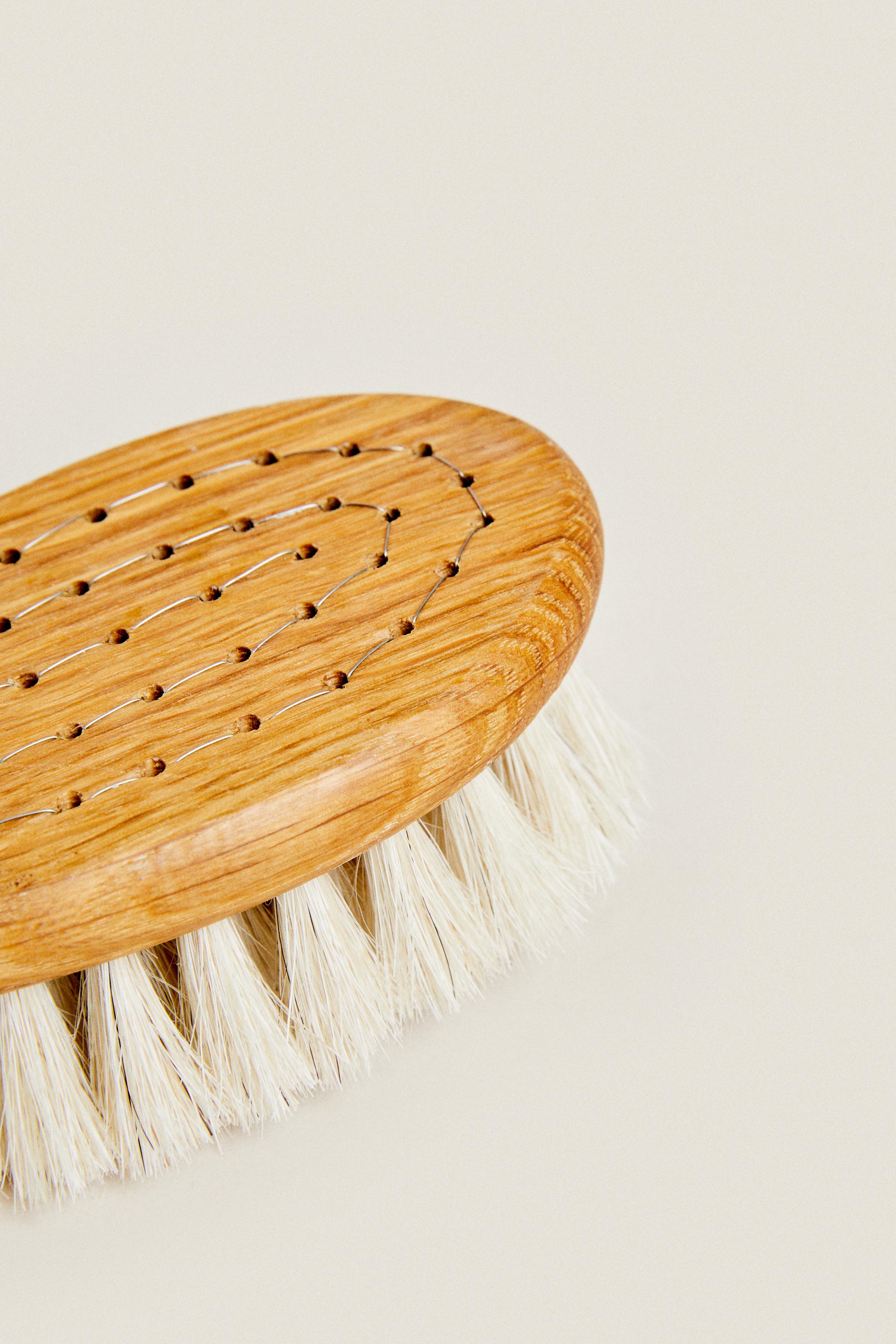 IRIS HANTVERK BODY BRUSH